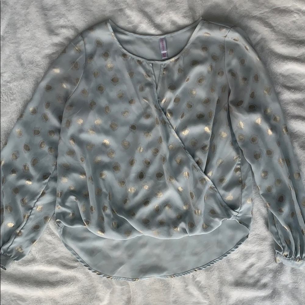 Long sleeved patterned shirt
